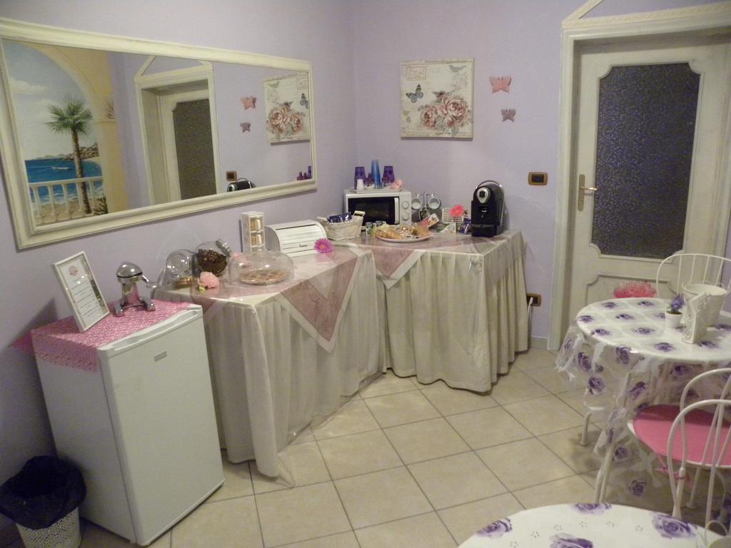 B&B La Rosa Таранто Экстерьер фото