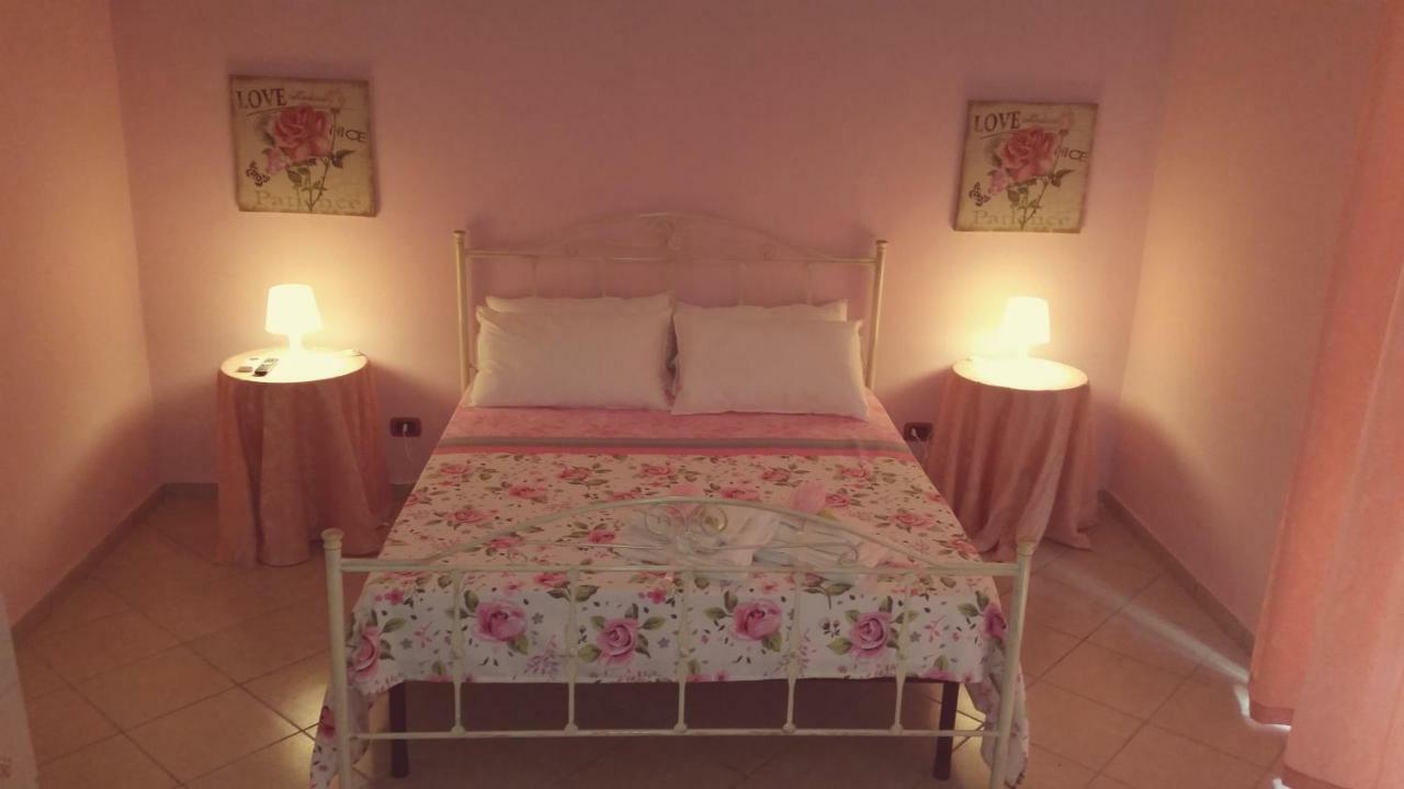 B&B La Rosa Таранто Экстерьер фото